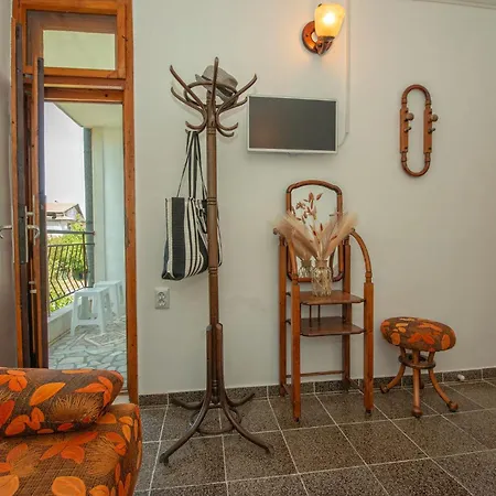 Valchevi 3*