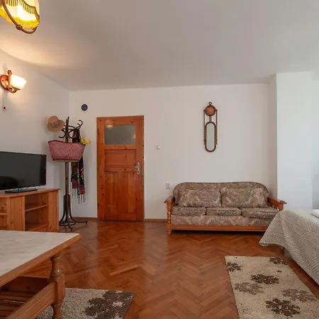 Pensión Valchevi 3*